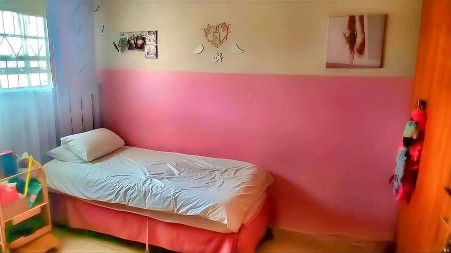 3 Bedroom Property for Sale in Langenhovenpark Free State